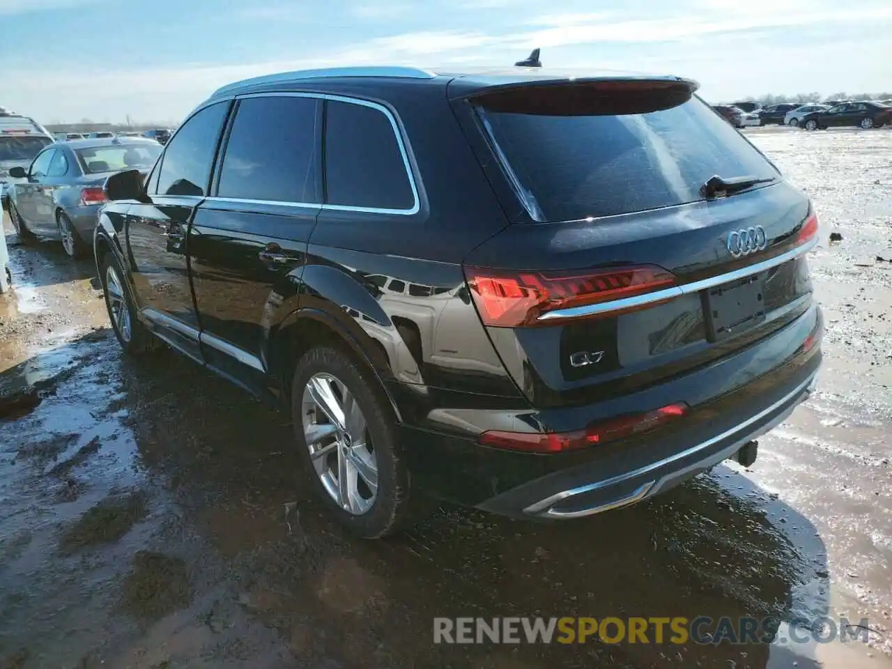 3 Photograph of a damaged car WA1LJAF72MD021154 AUDI Q7 2021