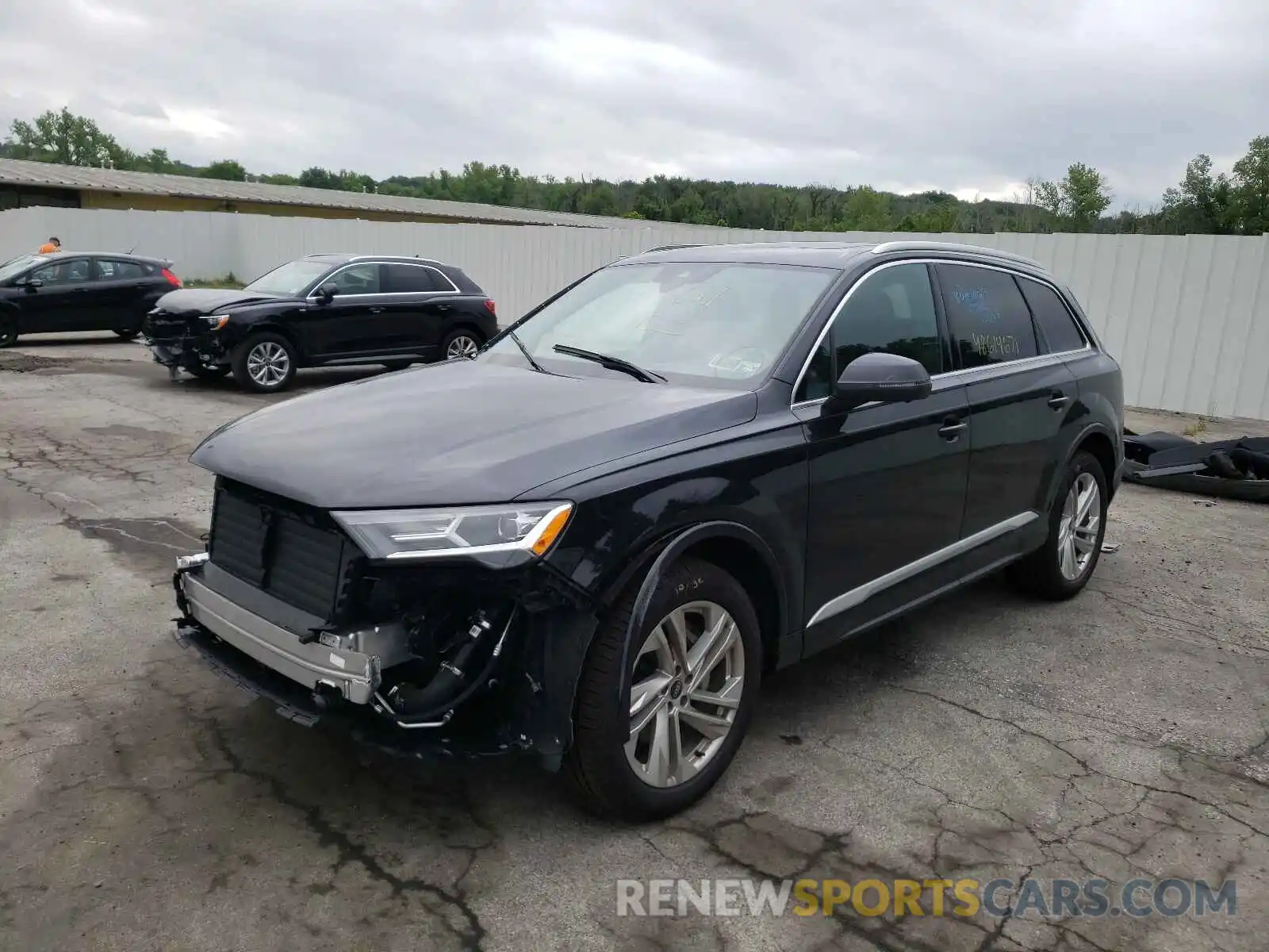 2 Фотография поврежденного автомобиля WA1LJAF72MD027486 AUDI Q7 2021