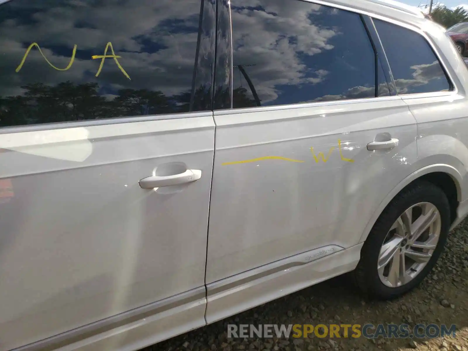 9 Photograph of a damaged car WA1LJAF72MD034972 AUDI Q7 2021