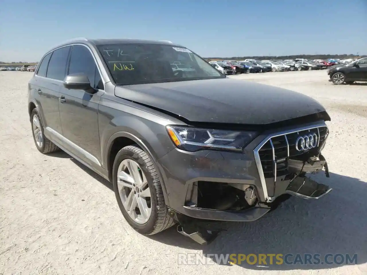 1 Photograph of a damaged car WA1LJAF72MD035961 AUDI Q7 2021