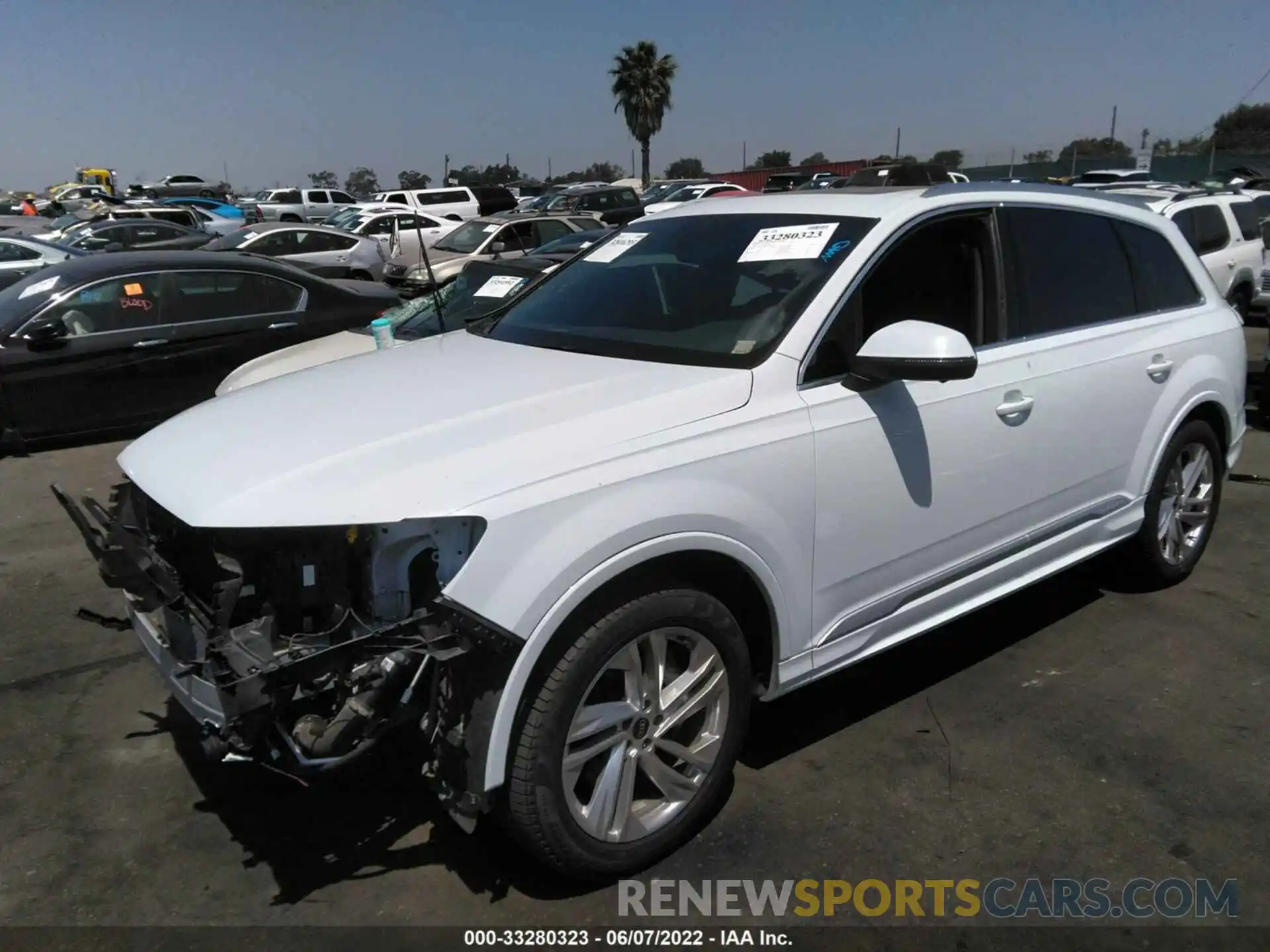 2 Photograph of a damaged car WA1LJAF73MD016447 AUDI Q7 2021