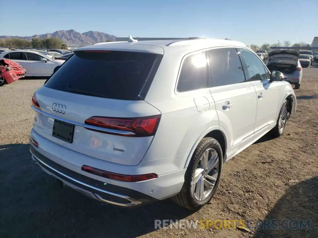 4 Photograph of a damaged car WA1LJAF73MD024208 AUDI Q7 2021