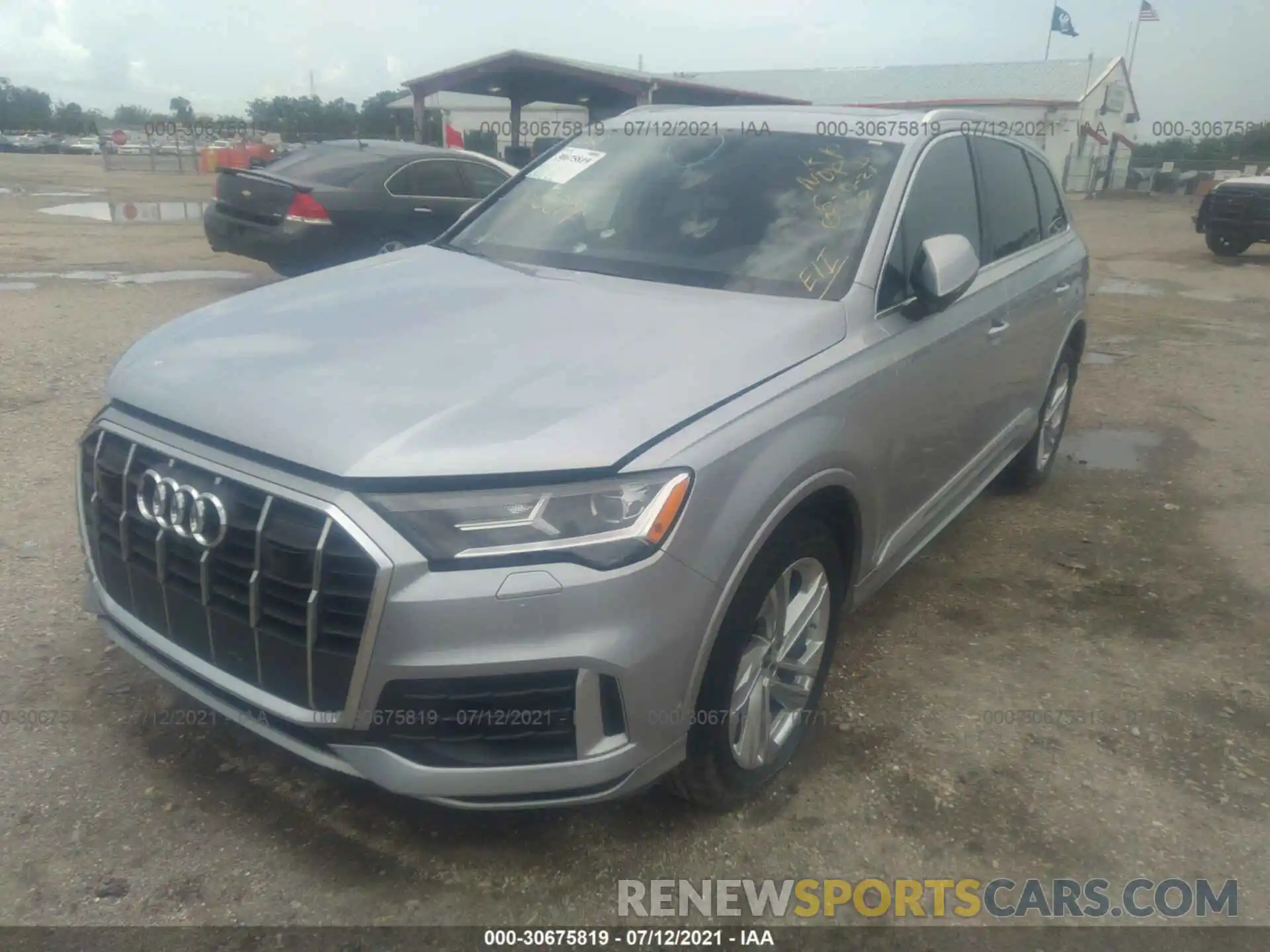 2 Photograph of a damaged car WA1LJAF73MD030932 AUDI Q7 2021