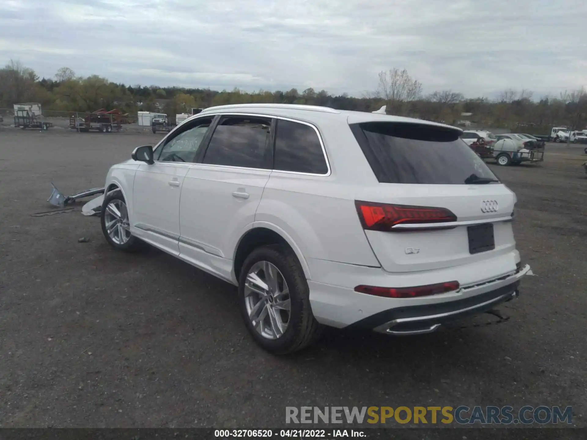 3 Фотография поврежденного автомобиля WA1LJAF73MD033300 AUDI Q7 2021