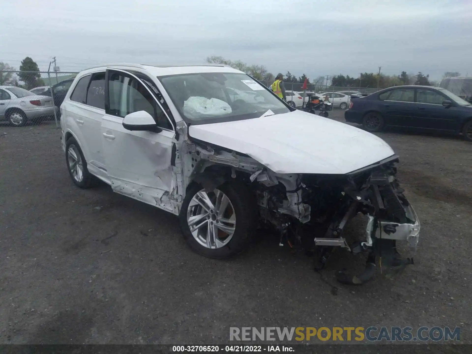 6 Photograph of a damaged car WA1LJAF73MD033300 AUDI Q7 2021