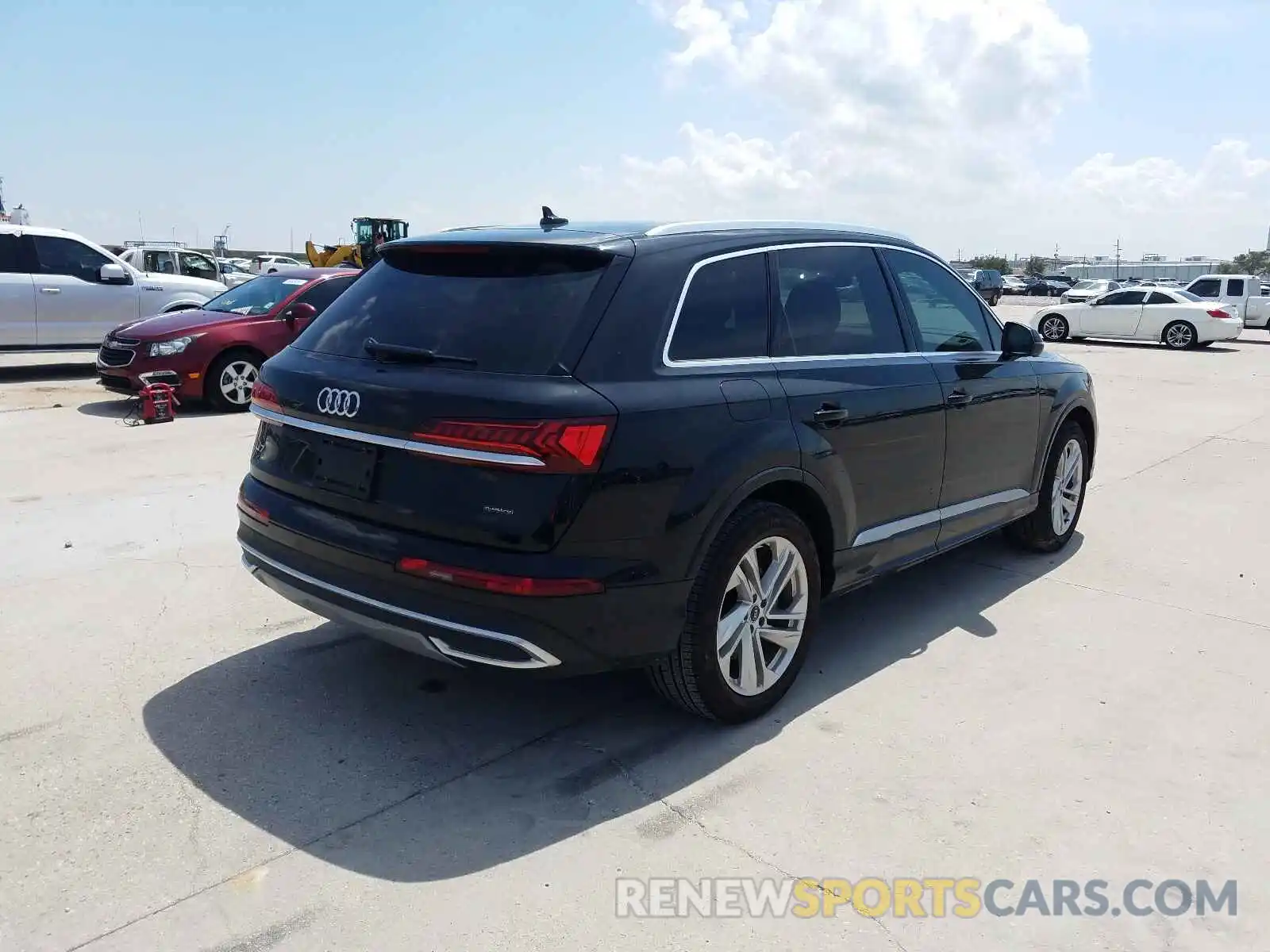 4 Photograph of a damaged car WA1LJAF74MD024881 AUDI Q7 2021