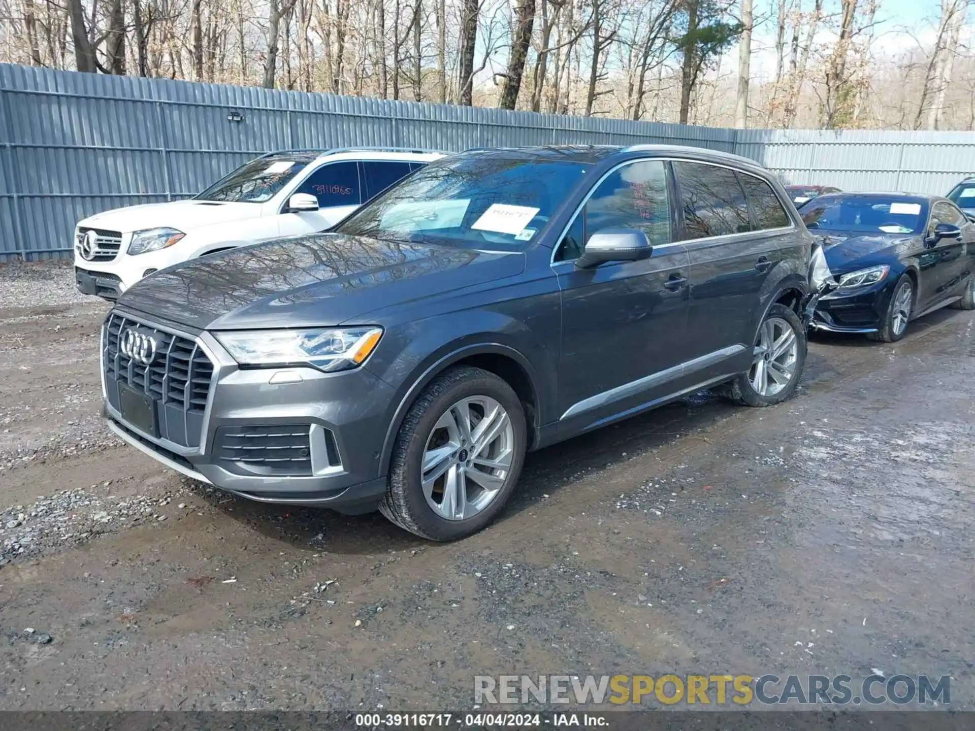 2 Photograph of a damaged car WA1LJAF74MD035329 AUDI Q7 2021