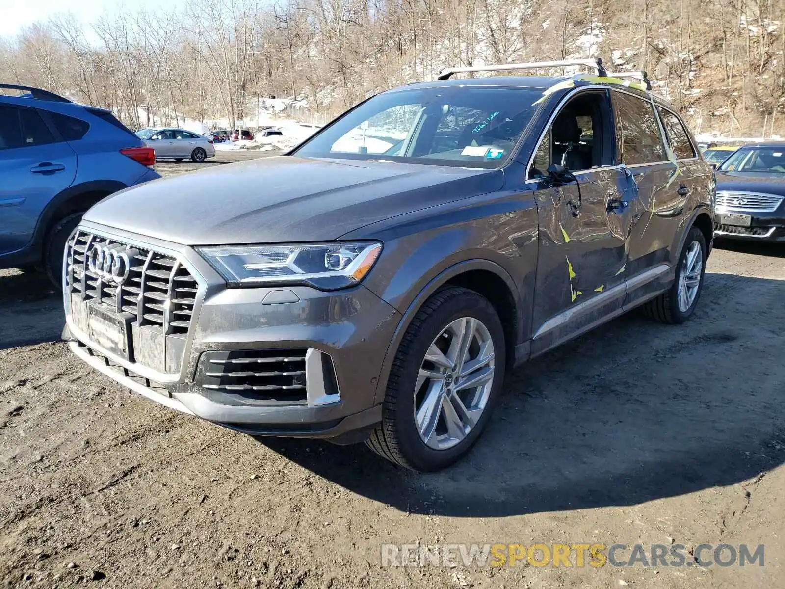 2 Photograph of a damaged car WA1LJAF76MD020752 AUDI Q7 2021