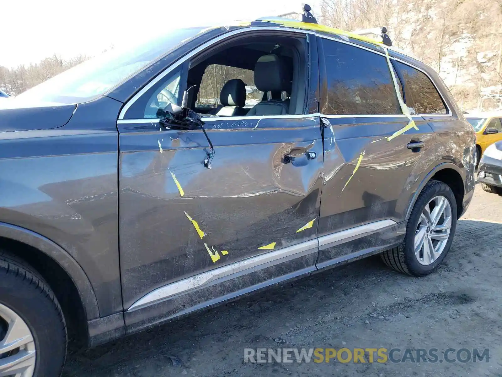 9 Photograph of a damaged car WA1LJAF76MD020752 AUDI Q7 2021