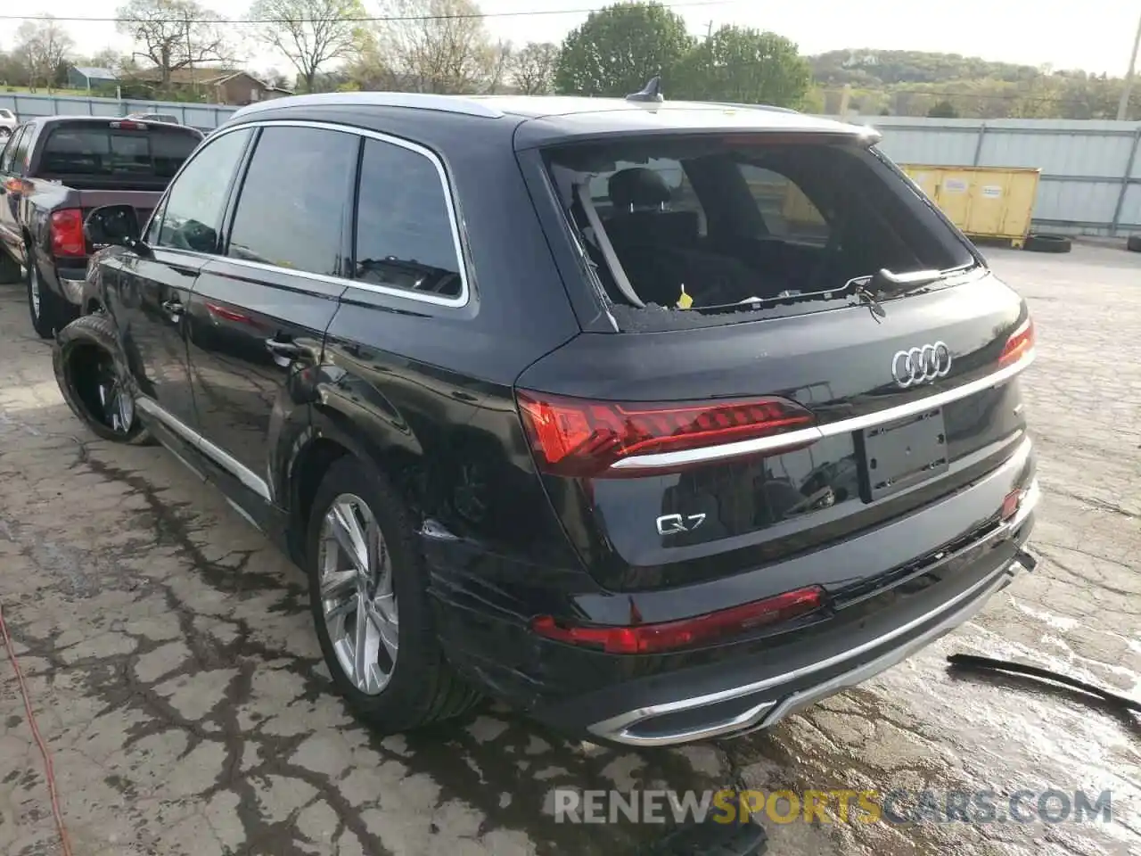 3 Photograph of a damaged car WA1LJAF78MD036242 AUDI Q7 2021