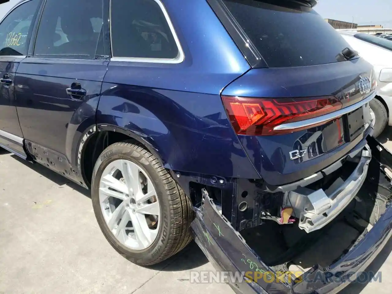 9 Фотография поврежденного автомобиля WA1LJAF79MD026660 AUDI Q7 2021