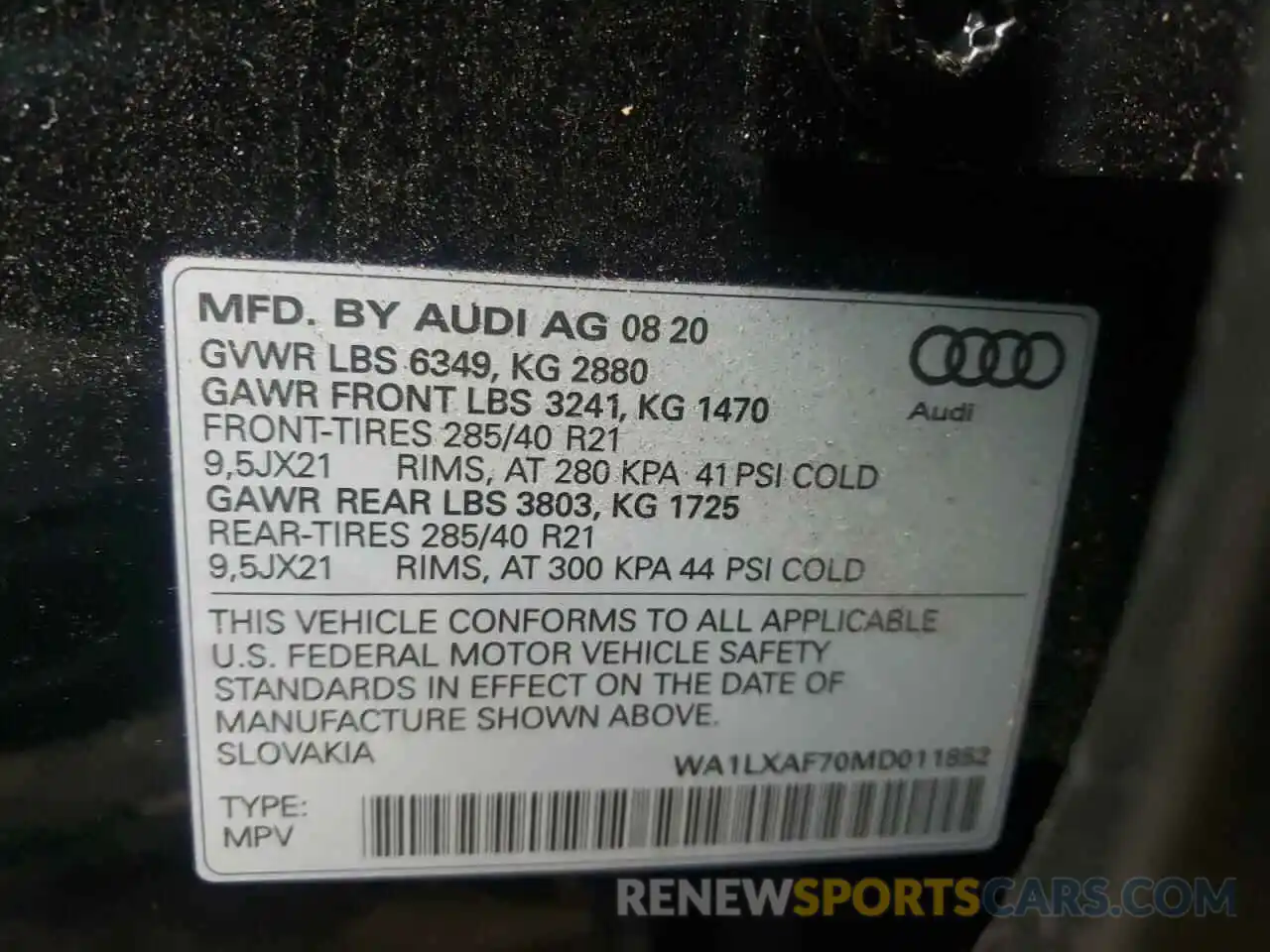 10 Photograph of a damaged car WA1LXAF70MD011852 AUDI Q7 2021