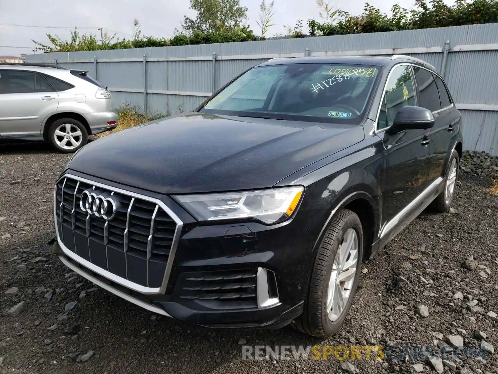 2 Photograph of a damaged car WA1LXAF70MD013777 AUDI Q7 2021