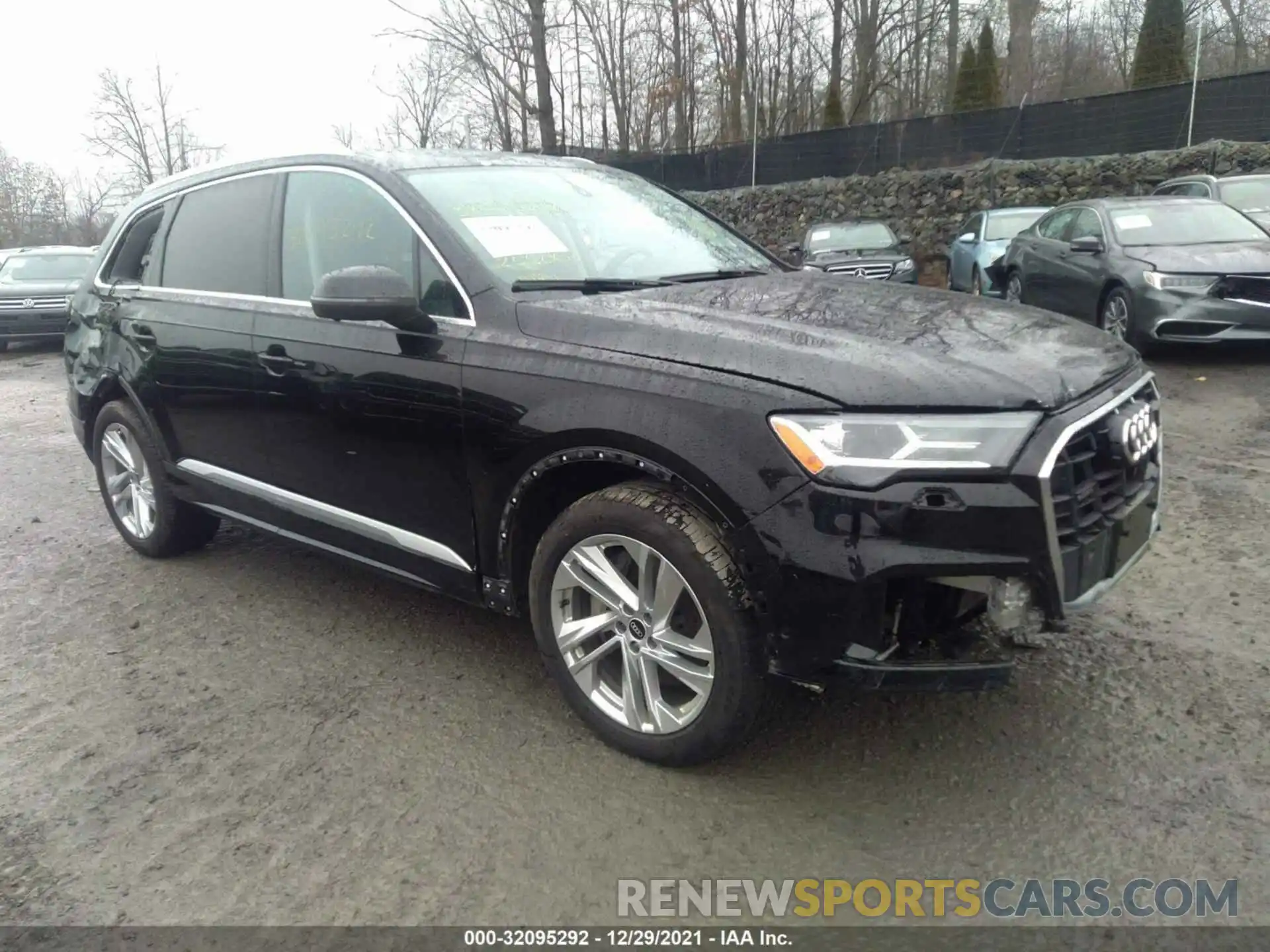 1 Photograph of a damaged car WA1LXAF70MD019661 AUDI Q7 2021