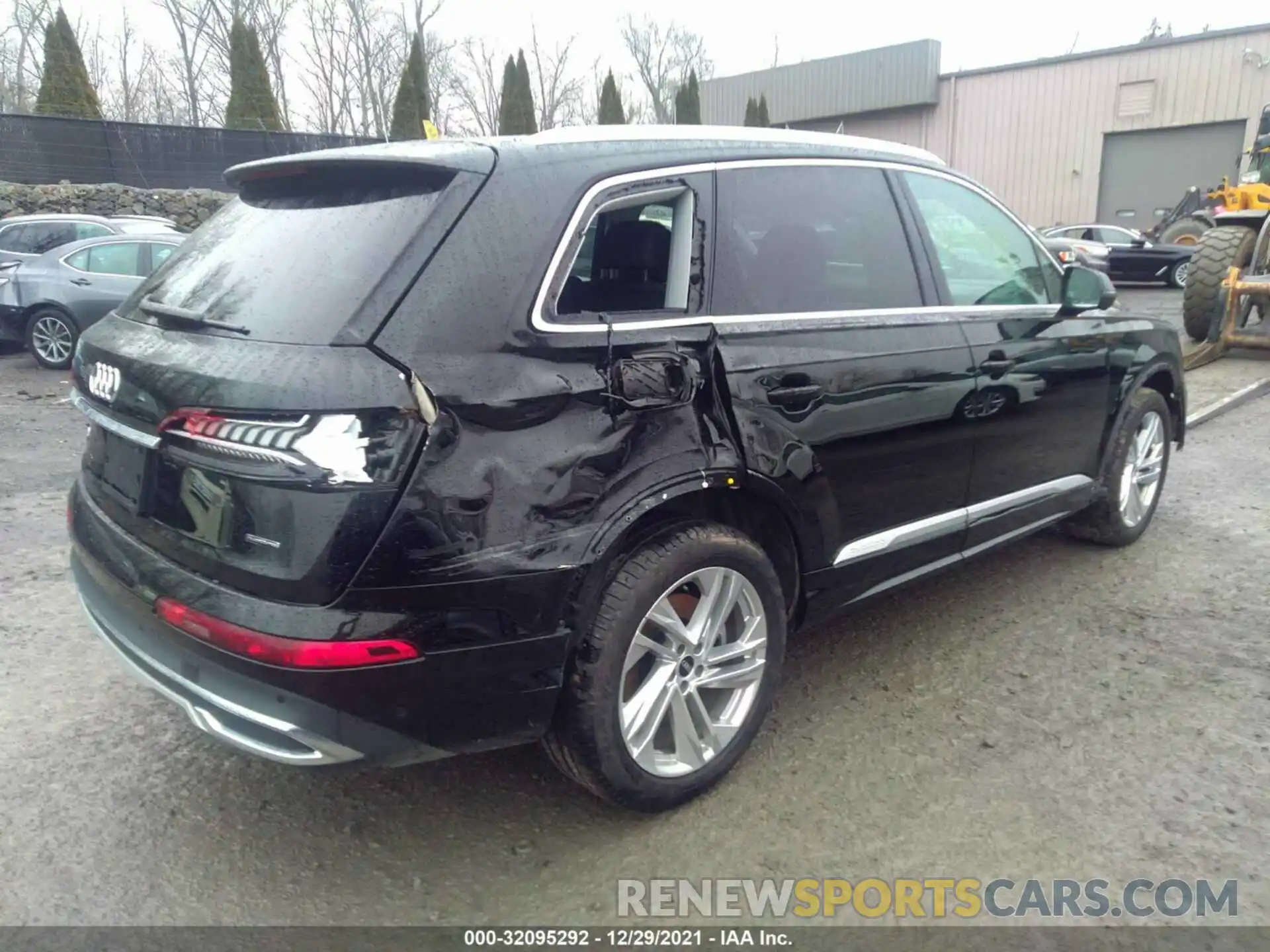 4 Фотография поврежденного автомобиля WA1LXAF70MD019661 AUDI Q7 2021