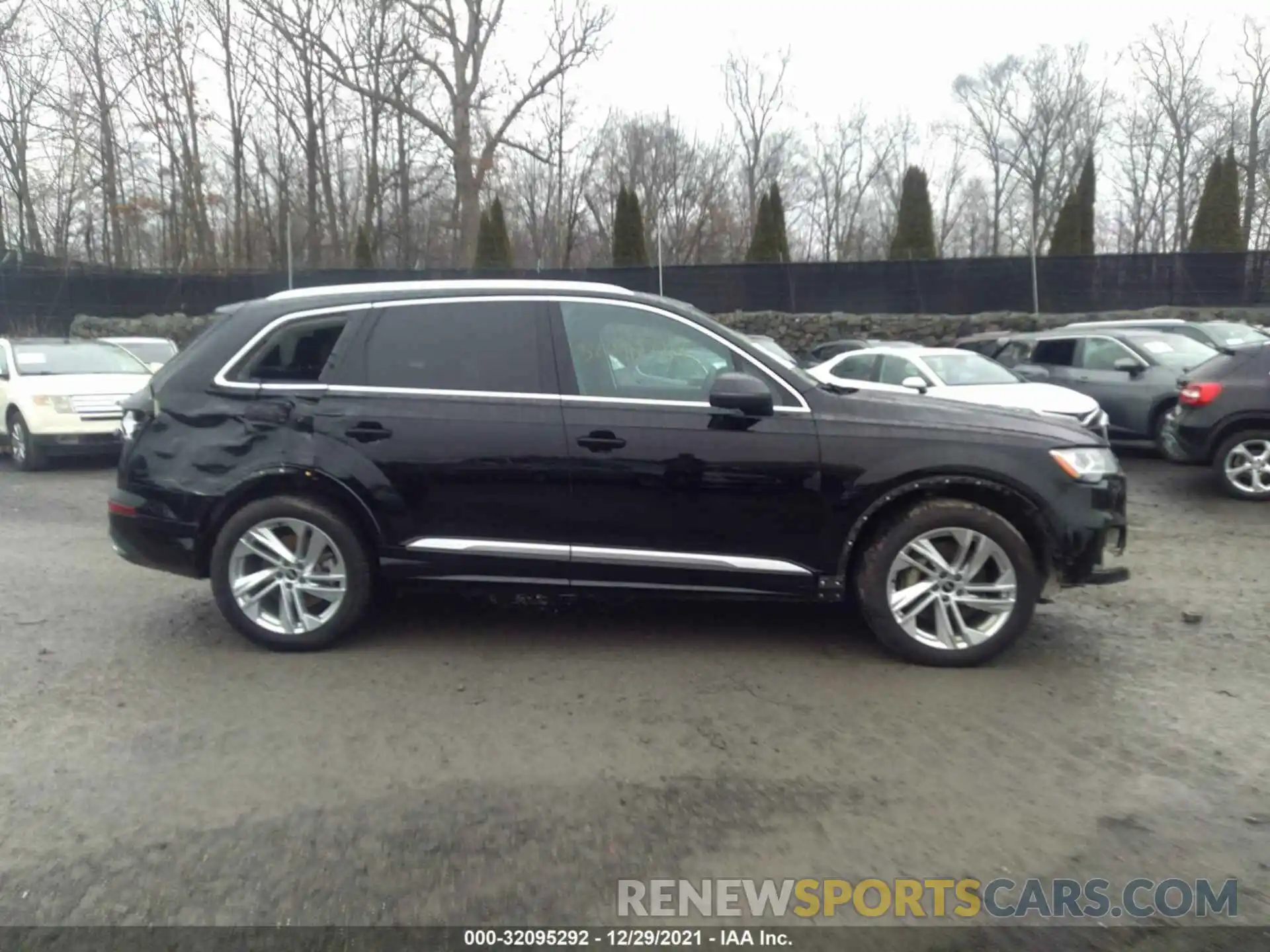 6 Photograph of a damaged car WA1LXAF70MD019661 AUDI Q7 2021