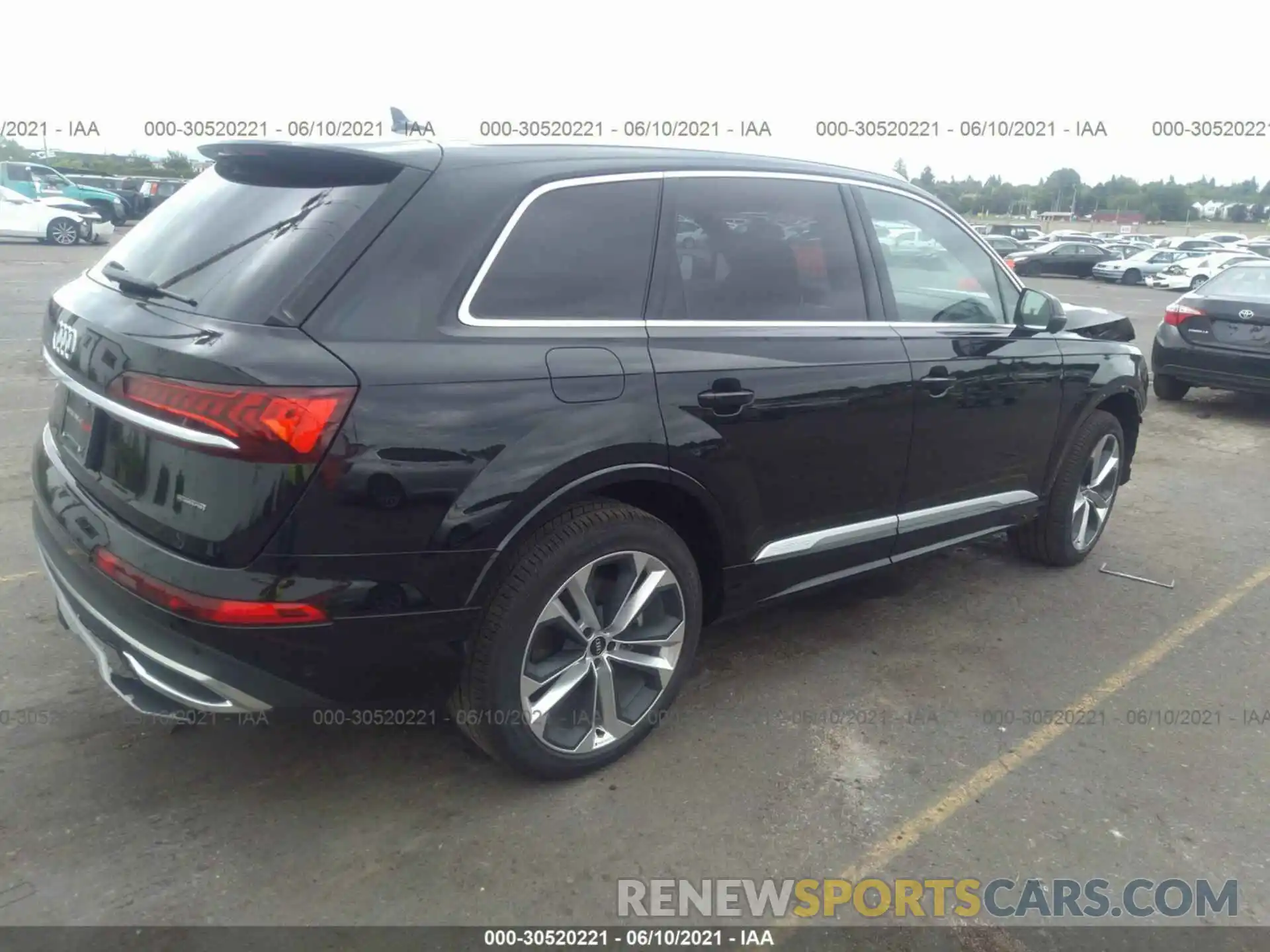 4 Фотография поврежденного автомобиля WA1LXAF70MD027484 AUDI Q7 2021