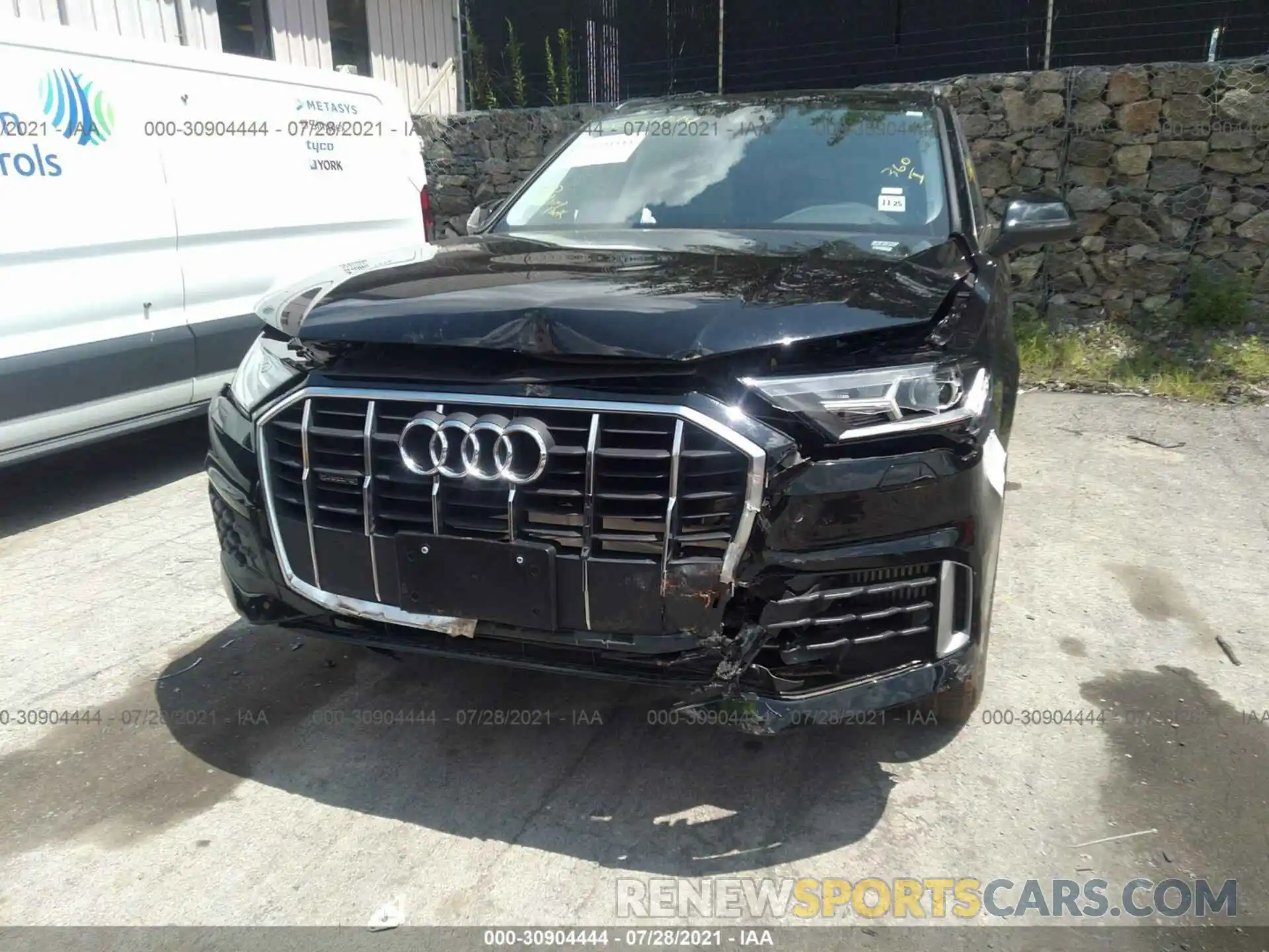 6 Photograph of a damaged car WA1LXAF71MD017689 AUDI Q7 2021