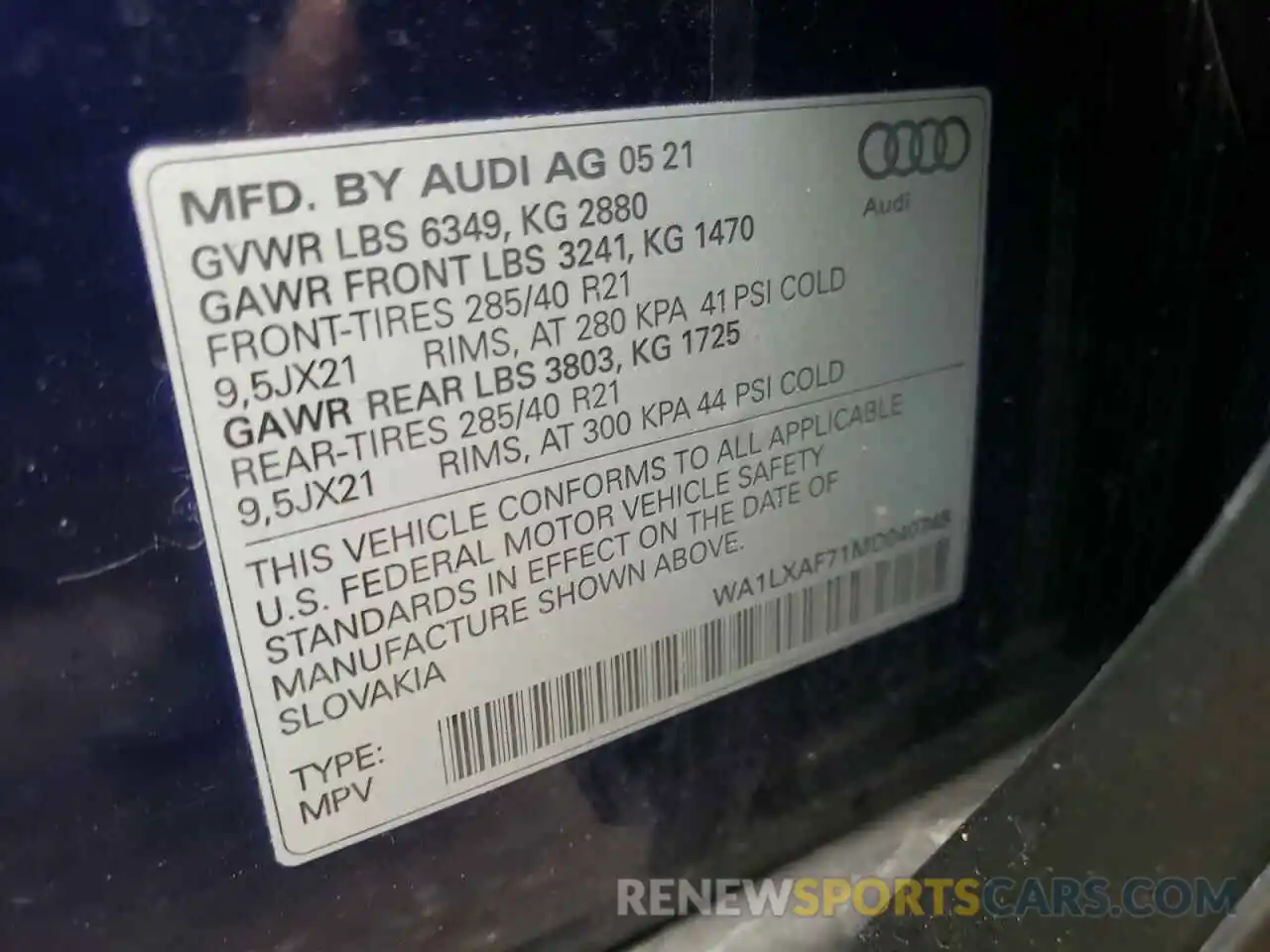 10 Photograph of a damaged car WA1LXAF71MD040745 AUDI Q7 2021