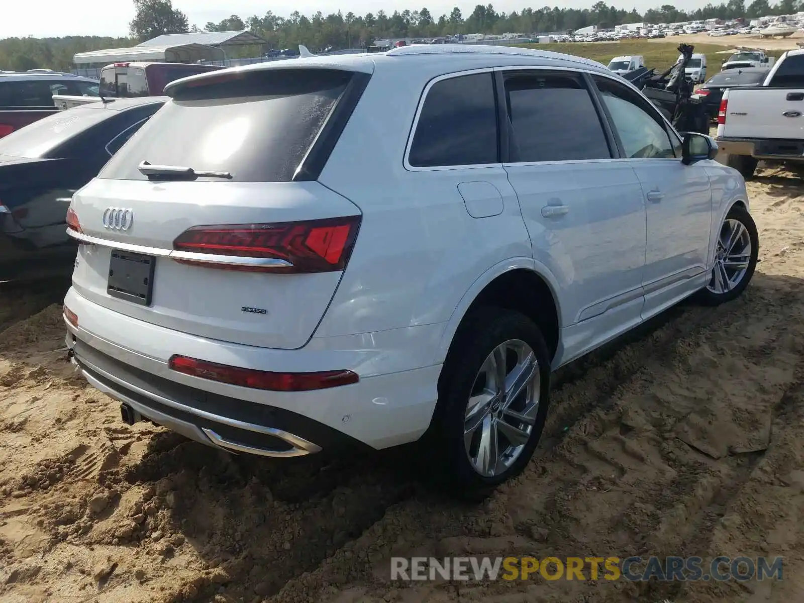 4 Фотография поврежденного автомобиля WA1LXAF72MD011870 AUDI Q7 2021