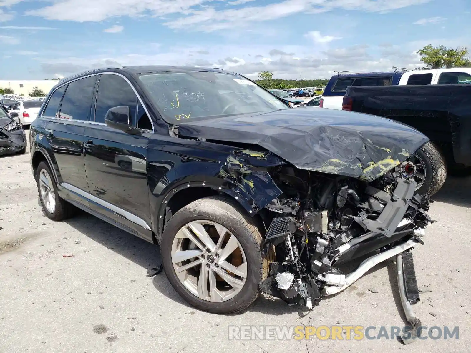 1 Photograph of a damaged car WA1LXAF72MD012579 AUDI Q7 2021