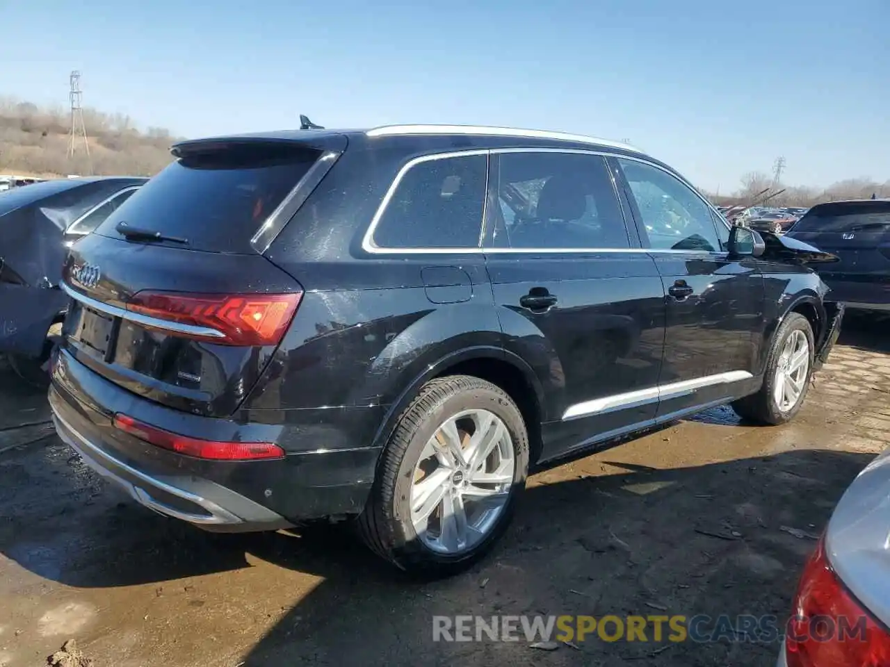 3 Фотография поврежденного автомобиля WA1LXAF72MD012694 AUDI Q7 2021