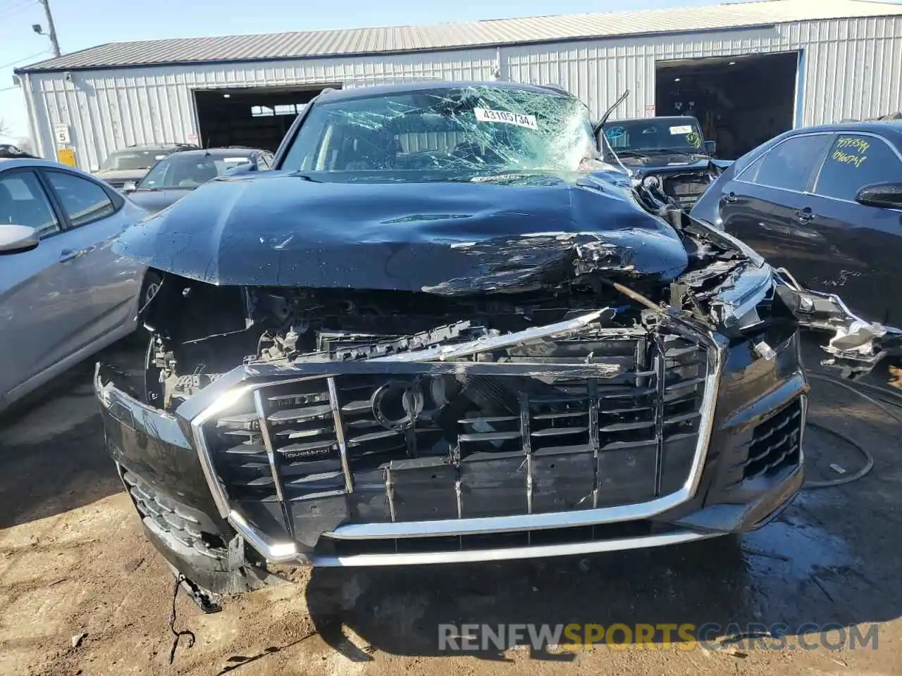 5 Photograph of a damaged car WA1LXAF72MD012694 AUDI Q7 2021