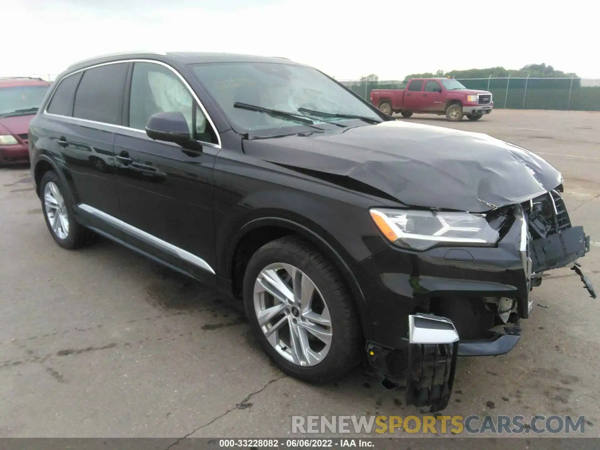 1 Photograph of a damaged car WA1LXAF72MD016714 AUDI Q7 2021