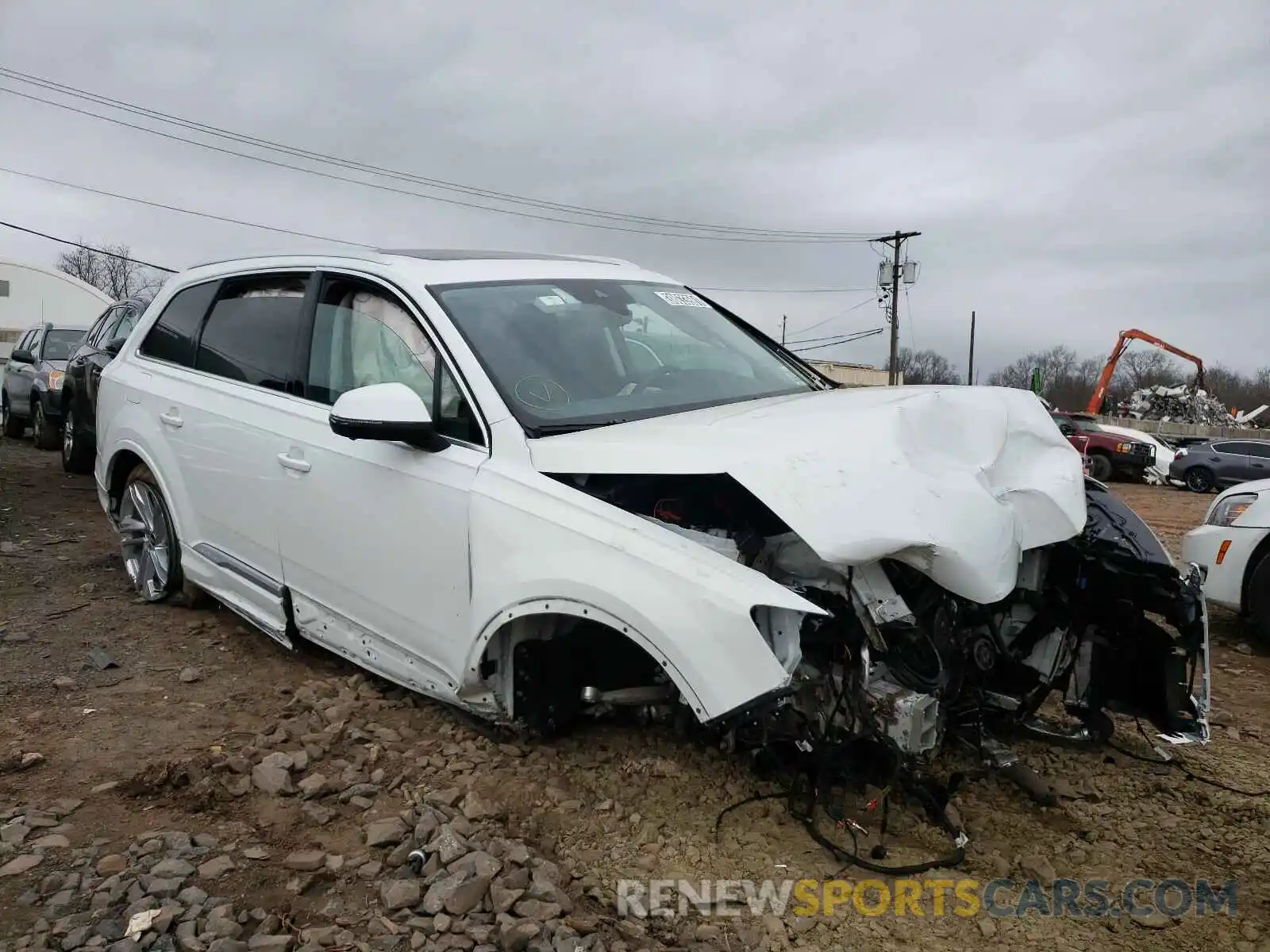 1 Фотография поврежденного автомобиля WA1LXAF72MD017510 AUDI Q7 2021