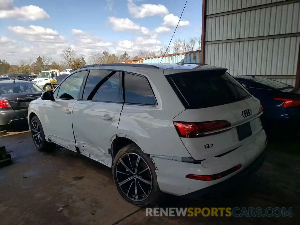 3 Photograph of a damaged car WA1LXAF72MD027325 AUDI Q7 2021