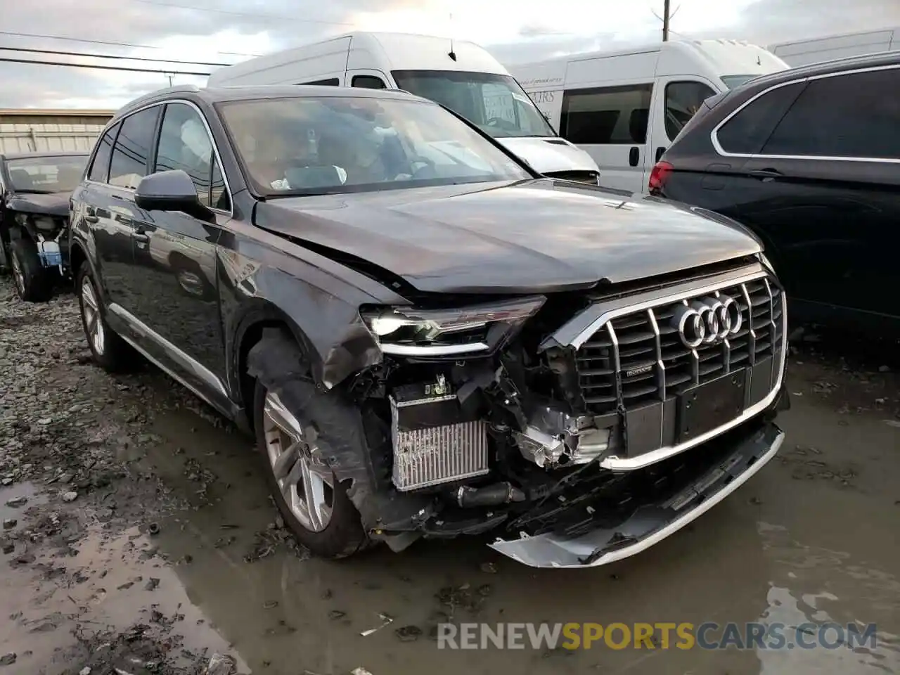 1 Photograph of a damaged car WA1LXAF72MD035683 AUDI Q7 2021