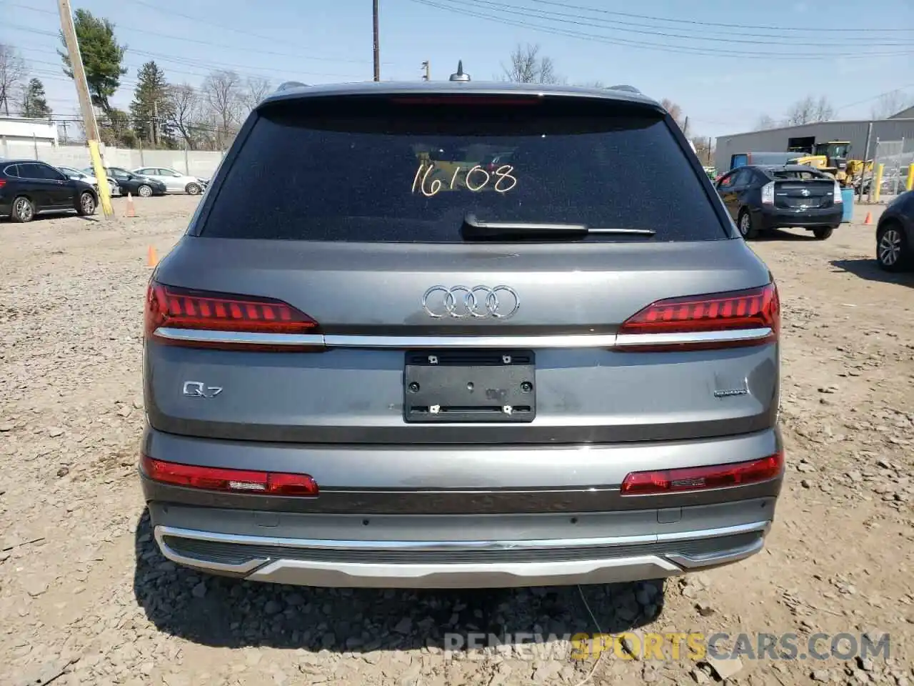 6 Photograph of a damaged car WA1LXAF73MD010162 AUDI Q7 2021