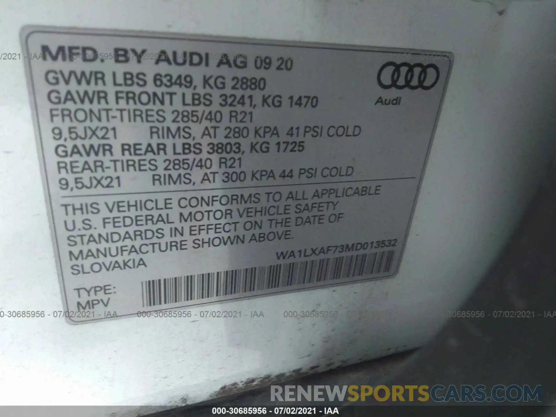 9 Photograph of a damaged car WA1LXAF73MD013532 AUDI Q7 2021