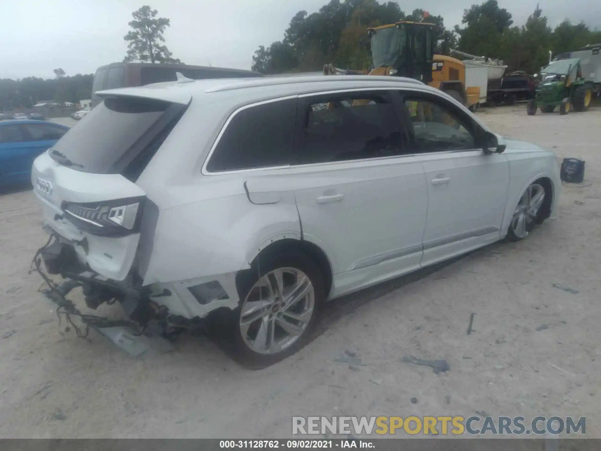 4 Photograph of a damaged car WA1LXAF73MD026801 AUDI Q7 2021