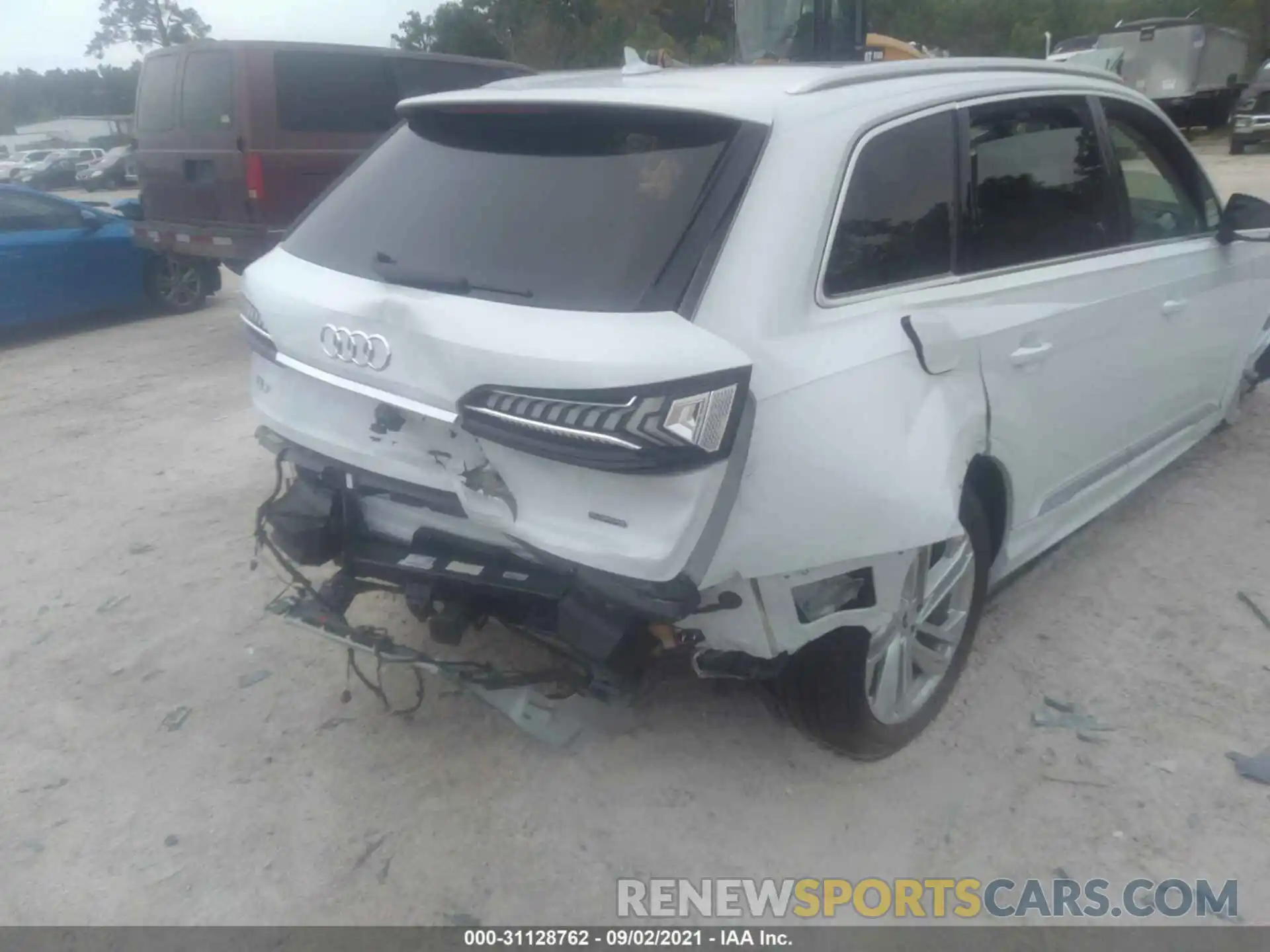 6 Photograph of a damaged car WA1LXAF73MD026801 AUDI Q7 2021