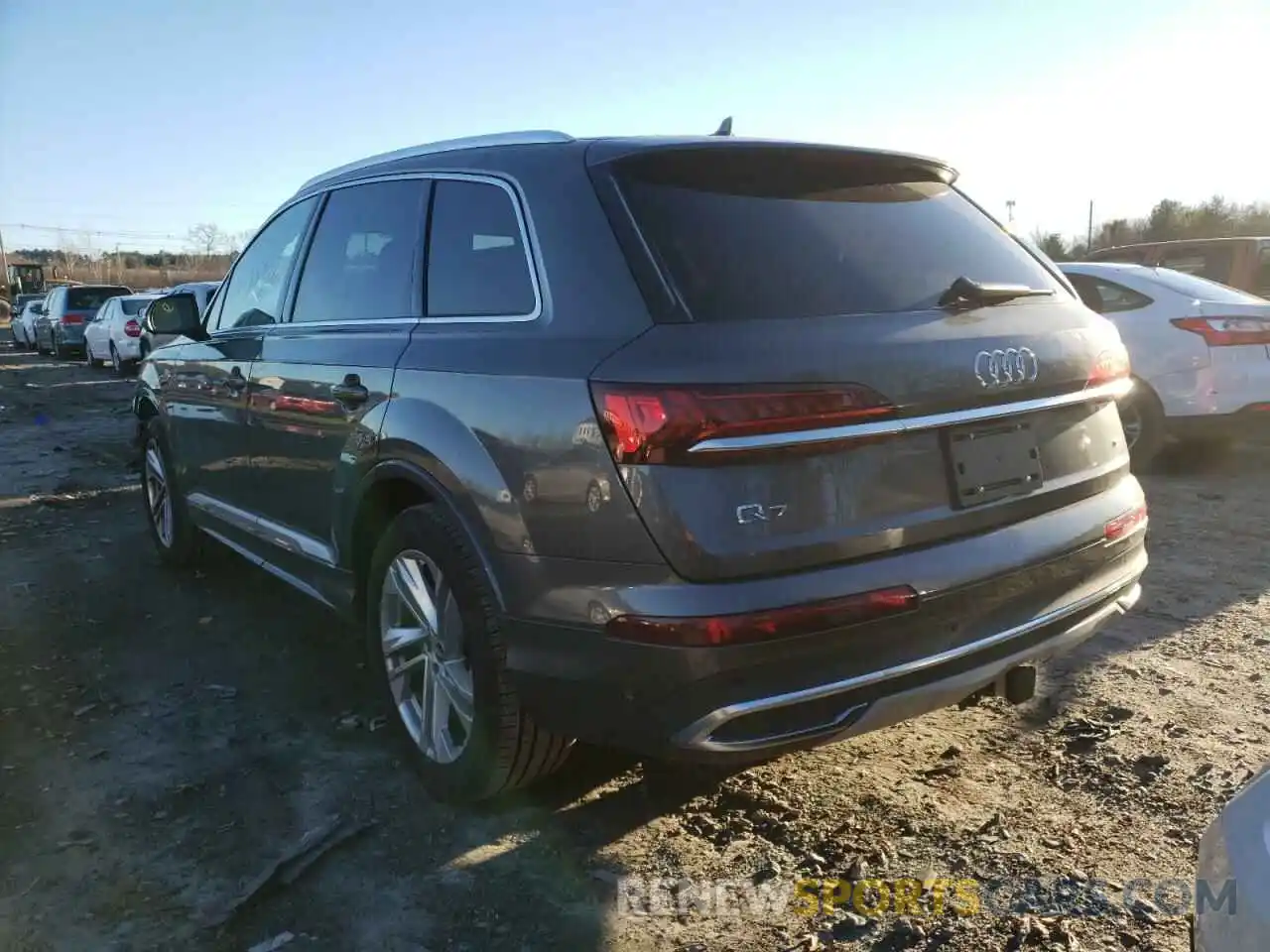 3 Фотография поврежденного автомобиля WA1LXAF73MD040343 AUDI Q7 2021