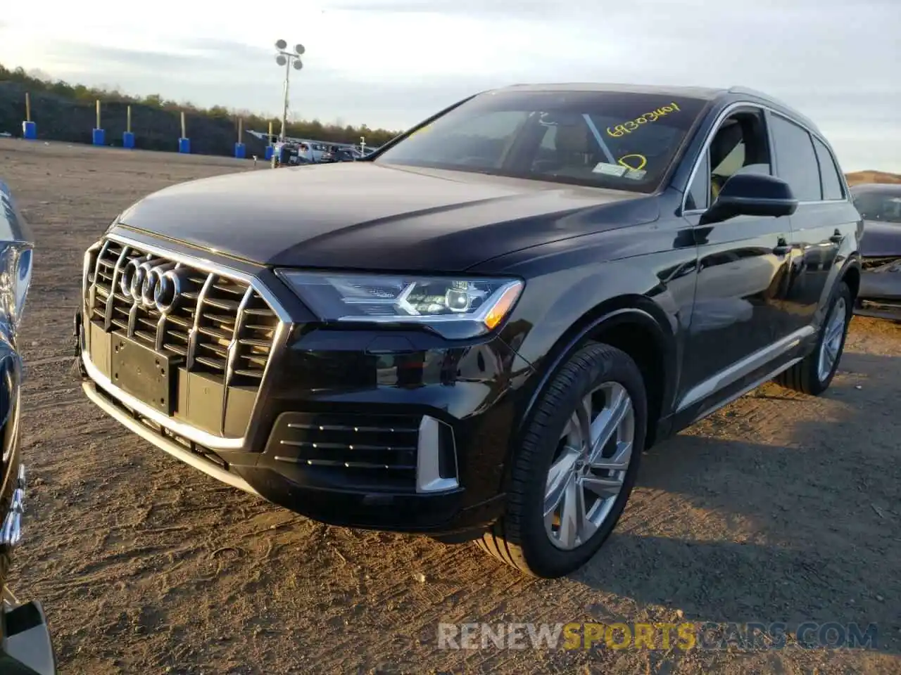 2 Photograph of a damaged car WA1LXAF74MD000109 AUDI Q7 2021