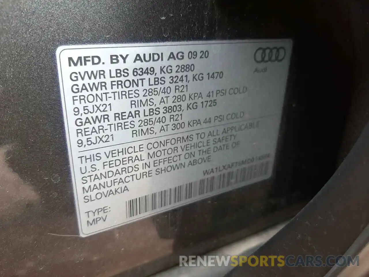 10 Photograph of a damaged car WA1LXAF75MD014584 AUDI Q7 2021