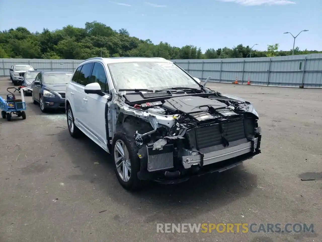 1 Photograph of a damaged car WA1LXAF75MD017548 AUDI Q7 2021