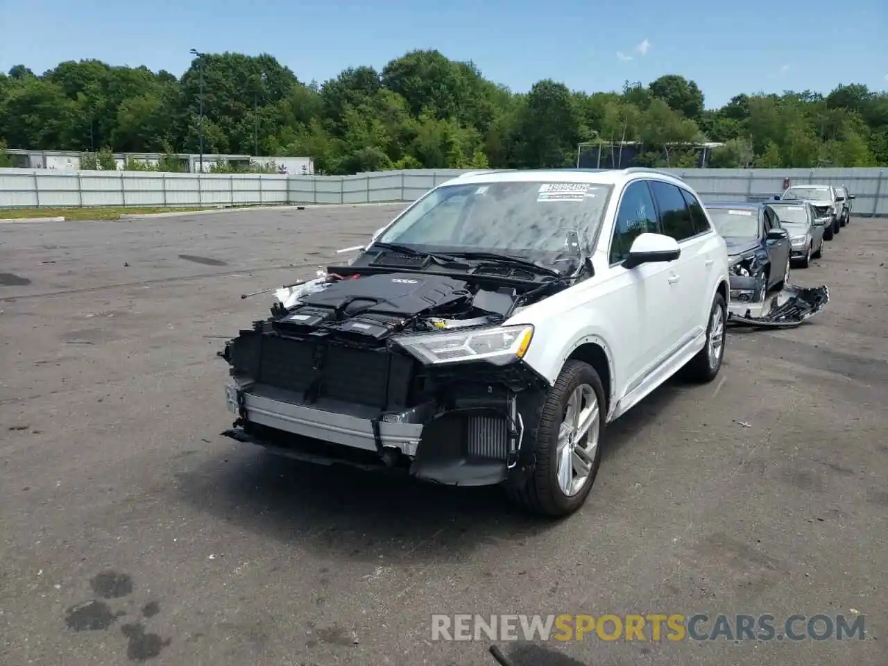 2 Photograph of a damaged car WA1LXAF75MD017548 AUDI Q7 2021