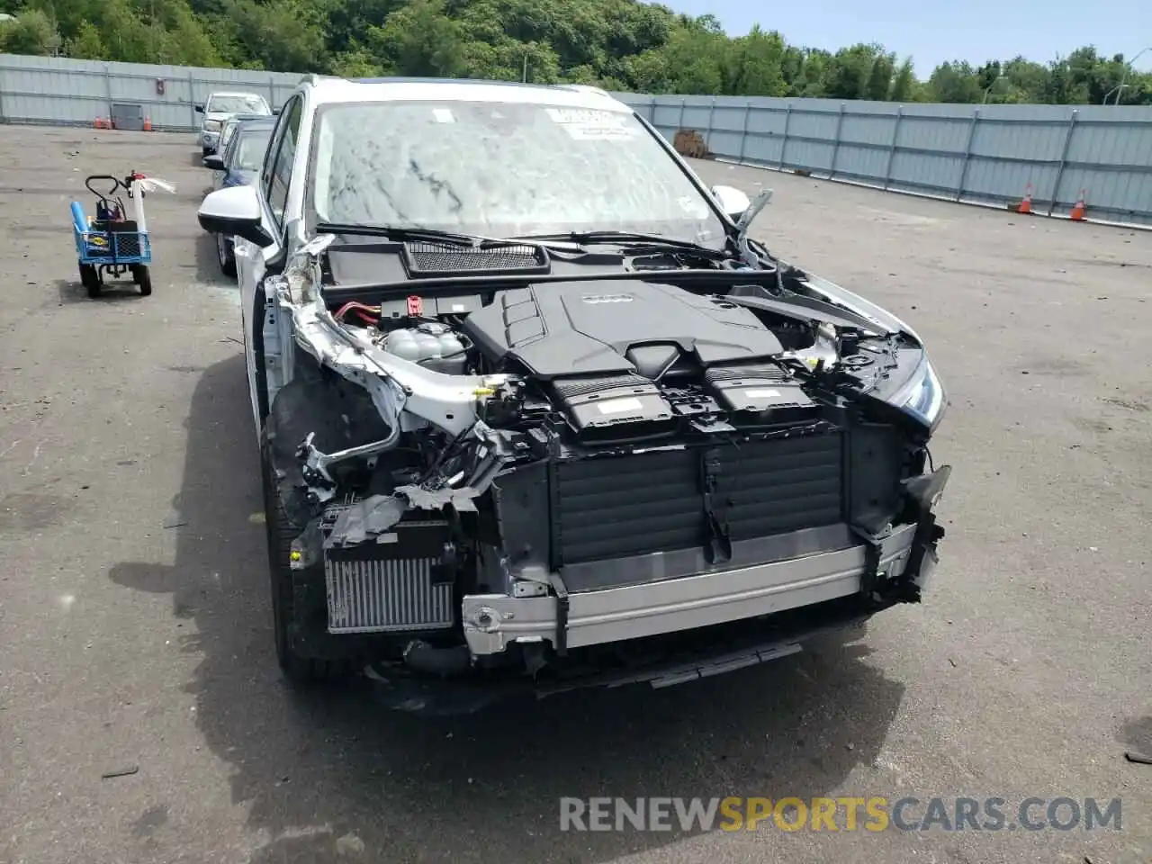 9 Photograph of a damaged car WA1LXAF75MD017548 AUDI Q7 2021