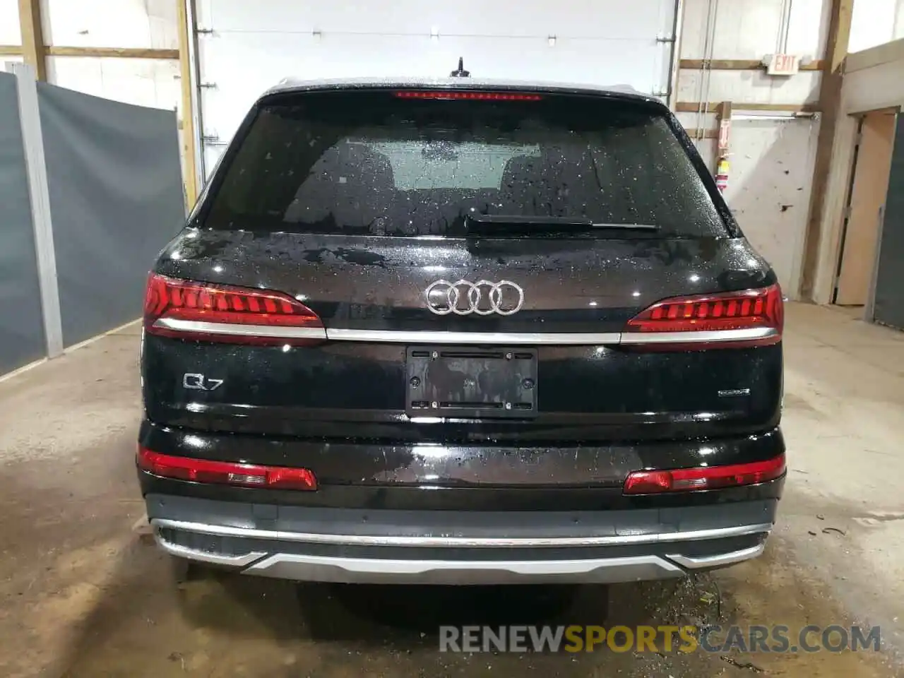 6 Photograph of a damaged car WA1LXAF76MD012679 AUDI Q7 2021