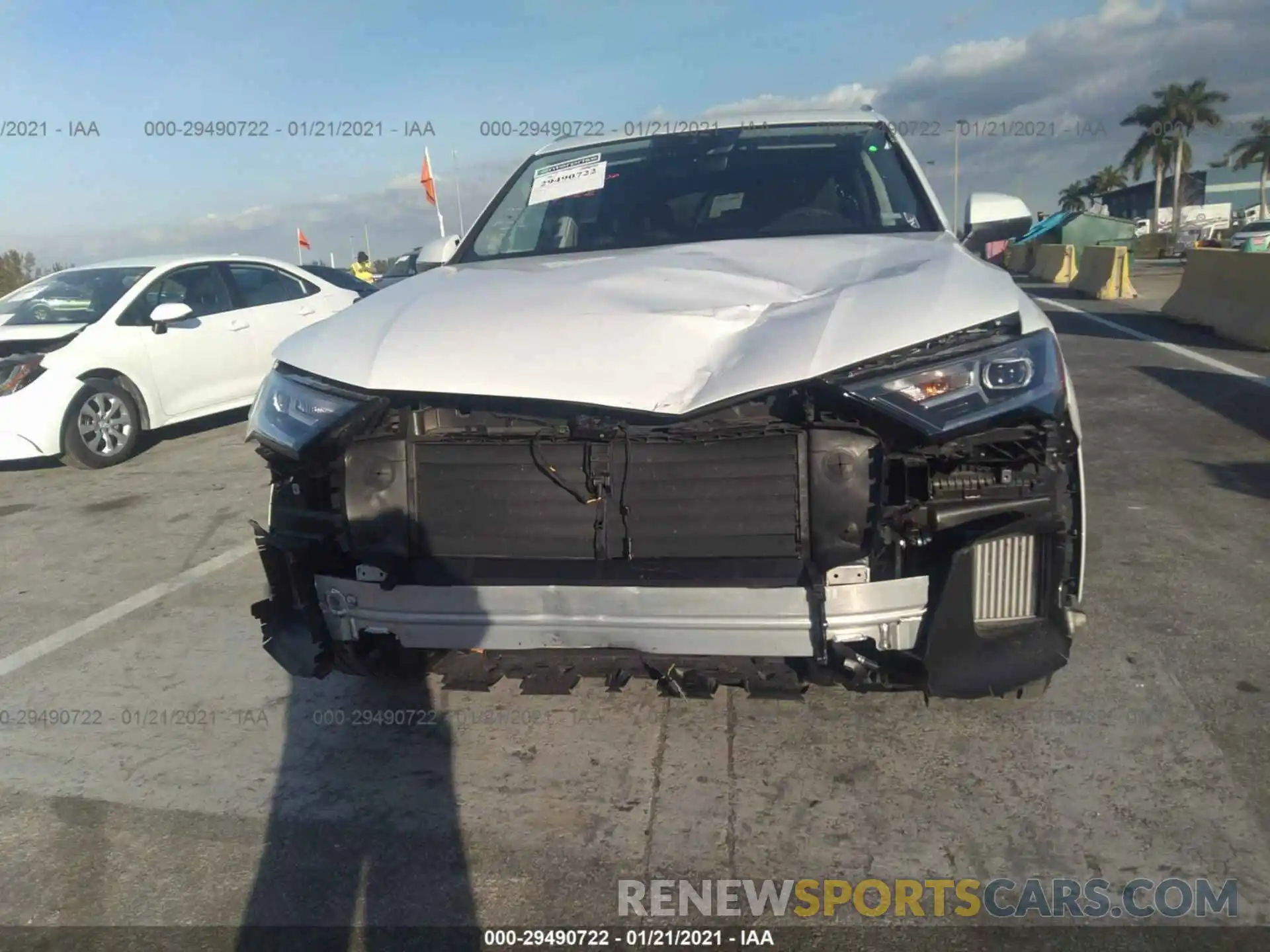 6 Photograph of a damaged car WA1LXAF76MD014139 AUDI Q7 2021