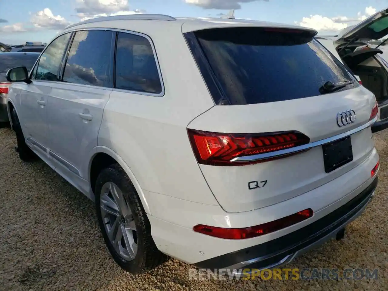 3 Photograph of a damaged car WA1LXAF76MD019504 AUDI Q7 2021