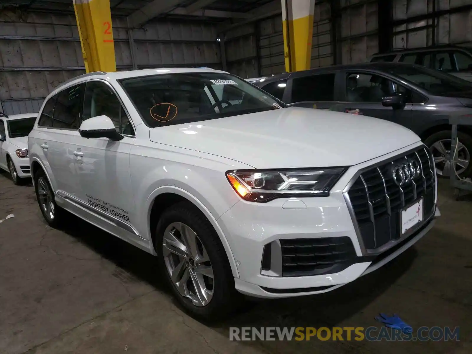 1 Photograph of a damaged car WA1LXAF77MD013758 AUDI Q7 2021