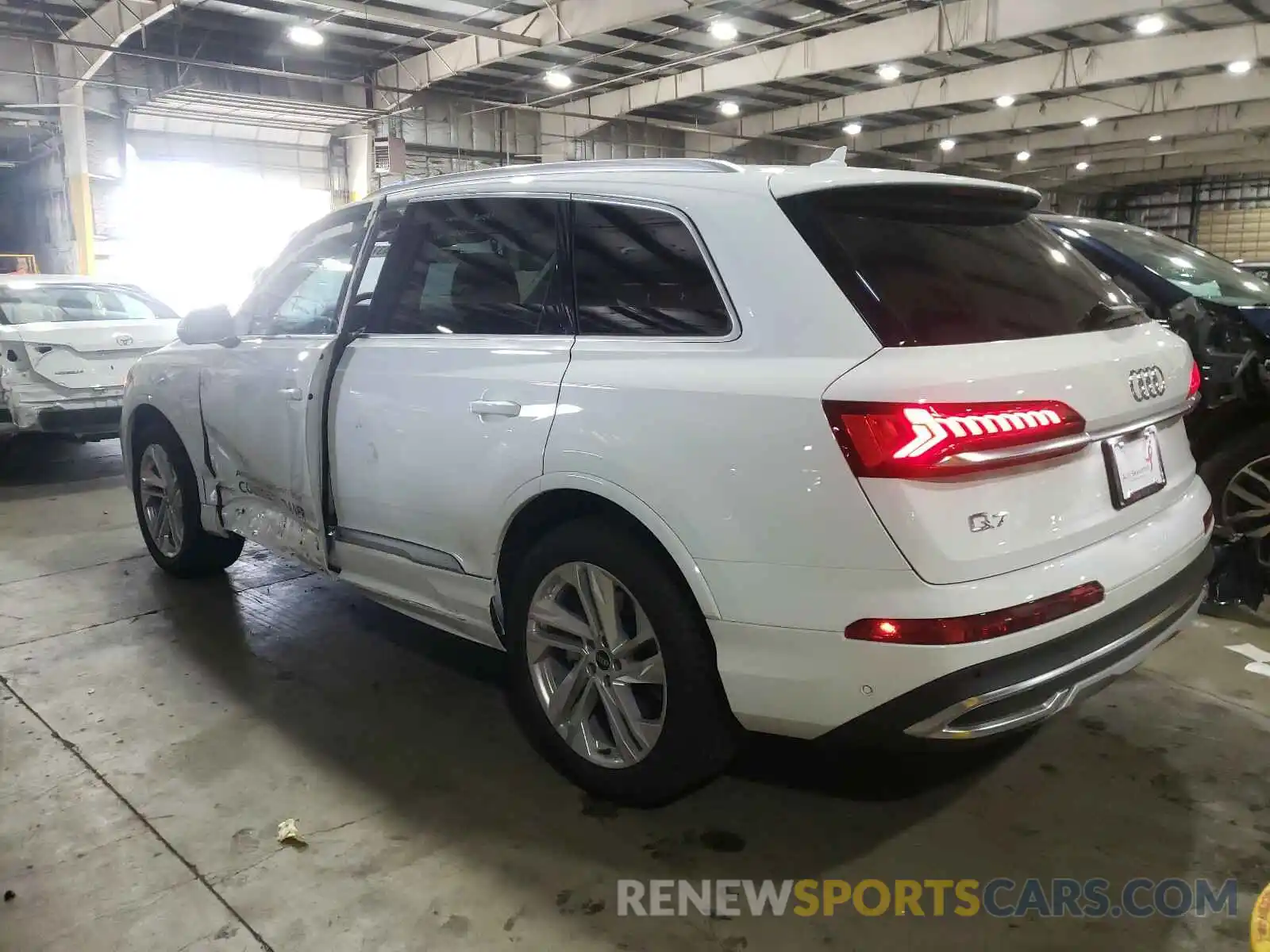 3 Фотография поврежденного автомобиля WA1LXAF77MD013758 AUDI Q7 2021