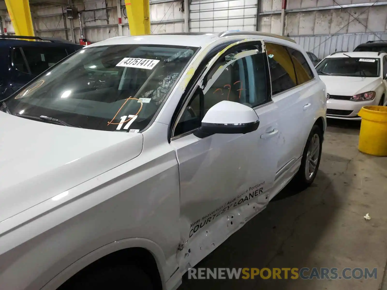 9 Photograph of a damaged car WA1LXAF77MD013758 AUDI Q7 2021