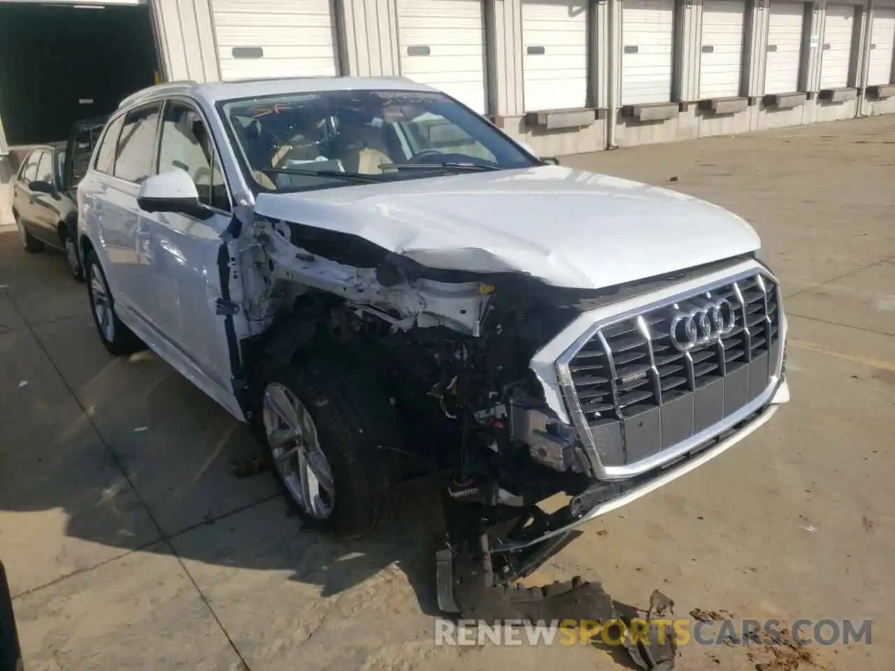 1 Photograph of a damaged car WA1LXAF77MD014540 AUDI Q7 2021