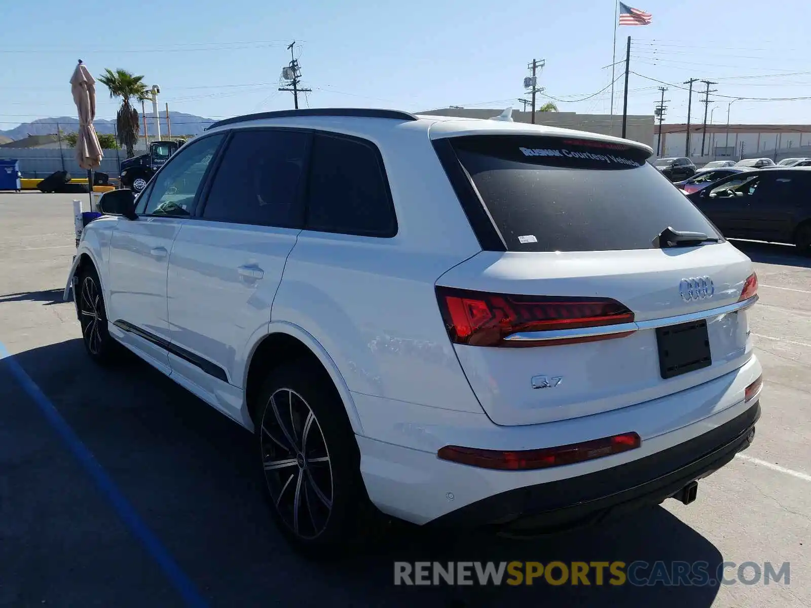 3 Photograph of a damaged car WA1LXAF77MD020760 AUDI Q7 2021