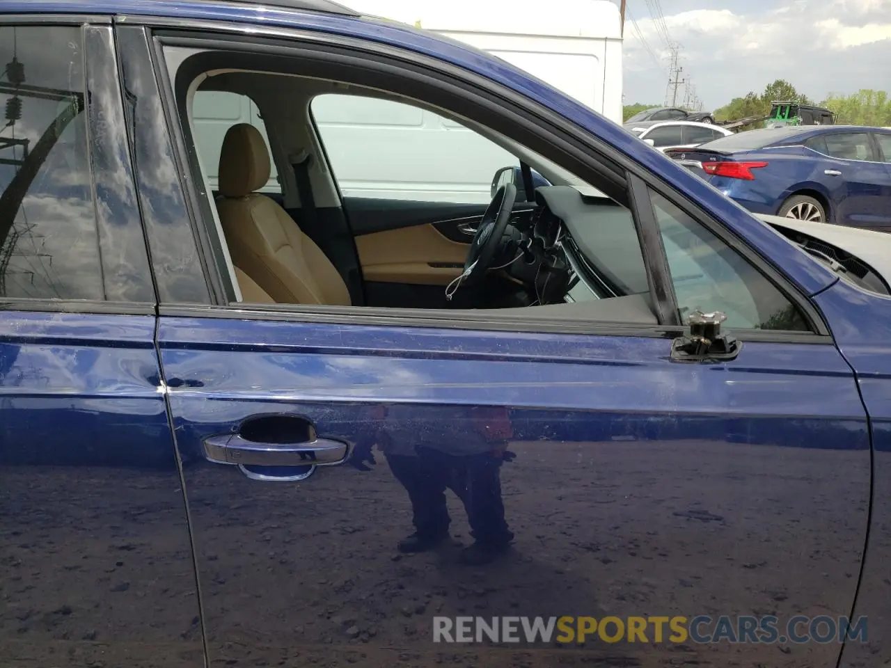 9 Photograph of a damaged car WA1LXAF77MD021312 AUDI Q7 2021